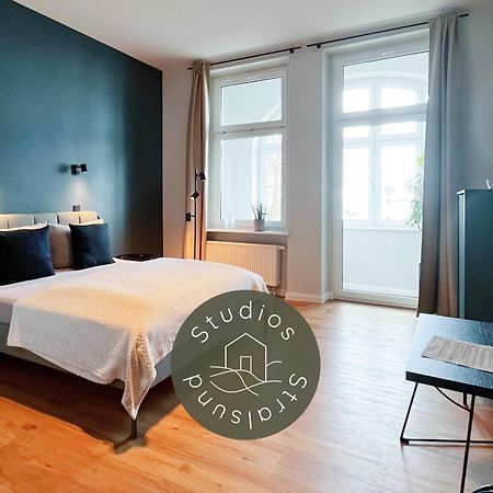 Studios Am Hafen ชตราลซุนด์ ภายนอก รูปภาพ
